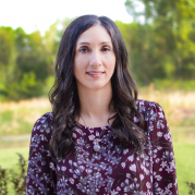 headshot of Jennifer Dyer